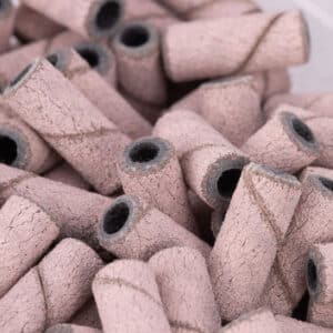 Schuurrolletjes mini cilinder 3mm korrel #240 roze 50 st.